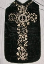 Ornement noir 2 : chasuble