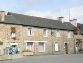 Maison à boutique, 11-9 rue de la Mairie (Saint-Médard-sur-Ille)