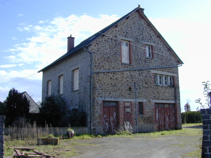 Ferme, 36 rue des Ecoles (Montreuil-sur-Ille)