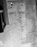 Dalles funéraires (3), église paroissiale Saint-Martin (Balazé)