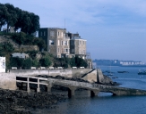 Musée de la mer, Maison de villégiature balnéaire dite villa Bric à Brac, 17, 19 avenue George V (Dinard)
