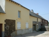 Alignement de trois maisons et de dépendances, le Haut Plessis (Saint-Gonlay)