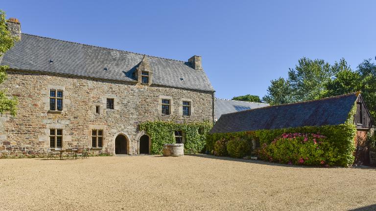 Manoir, Luzuron (Camlez)