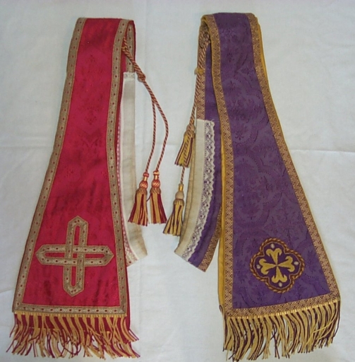 Ensemble de 2 étoles pastorales