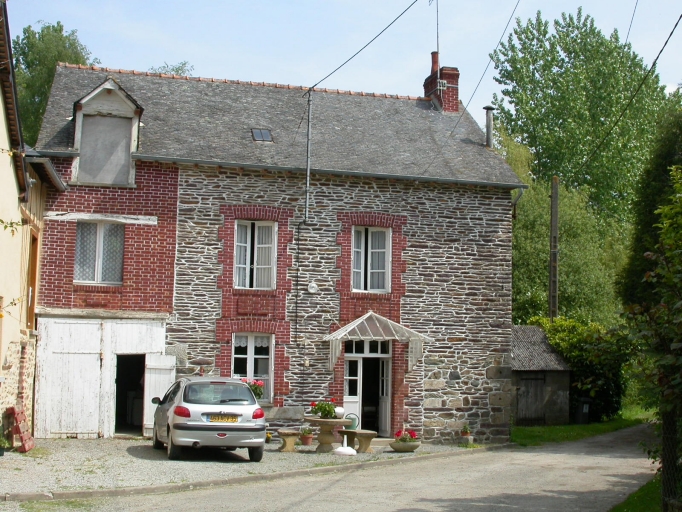 Maison, la Motte (Saint-Armel)