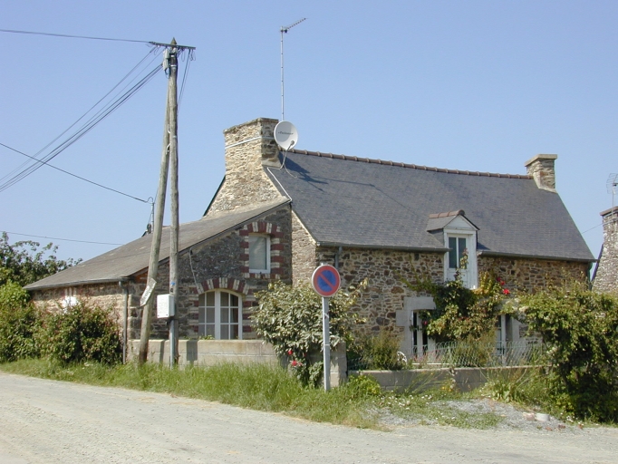 Ferme, 2 place Jacques Cartier (Le Minihic-sur-Rance)