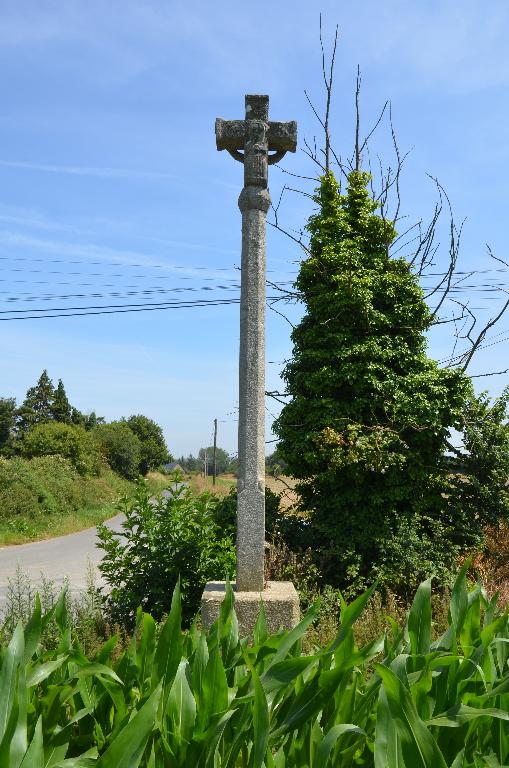 Croix de chemin de Kervosquer (Langoat)