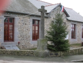 Croix monumentale dite croix de mission, le Bourg (Lourmais)