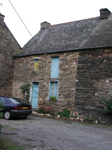 Ancienne ferme 2, le Pont d'Apé (Sainte-Marie)
