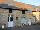 Alignement de six maisons, rue du Couesnon (Mézières-sur-Couesnon)