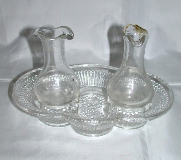 Paire 2 de burettes et leur plateau