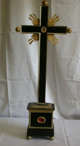 Croix-reliquaire