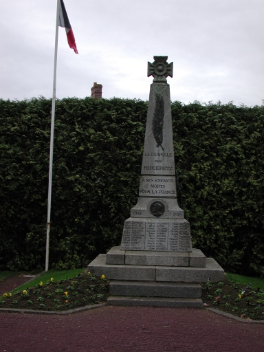 Monument aux morts, rue de la Mairie (La Chapelle-des-Fougeretz)