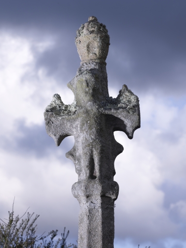 Croix, bourg (Argol)