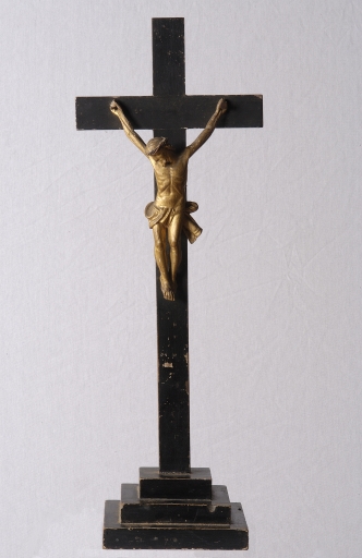 Croix de sacristie 1