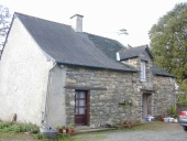 Alignement de trois maisons 3, le Frèche (Renac)