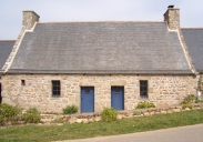 Le presbytère, les manoirs, fermes, maisons et logis sur la commune de Lanmodez