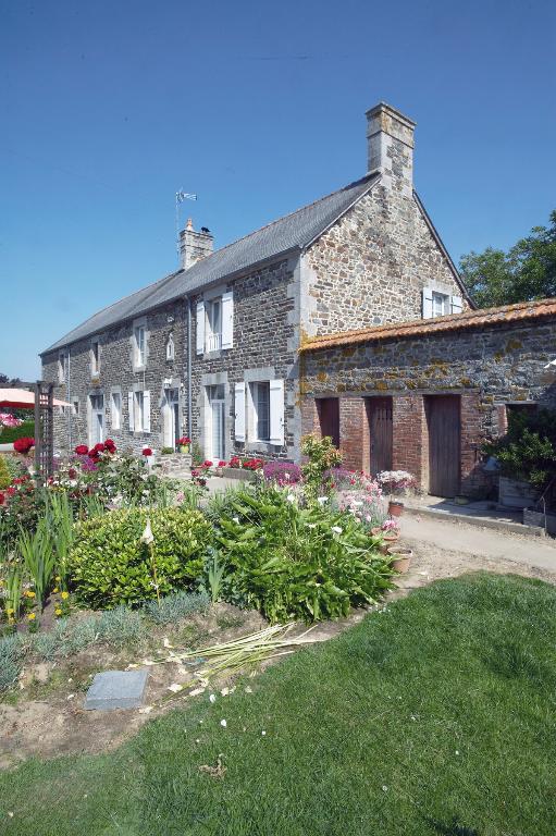 Ferme, La Haute Chararie (Lécousse)