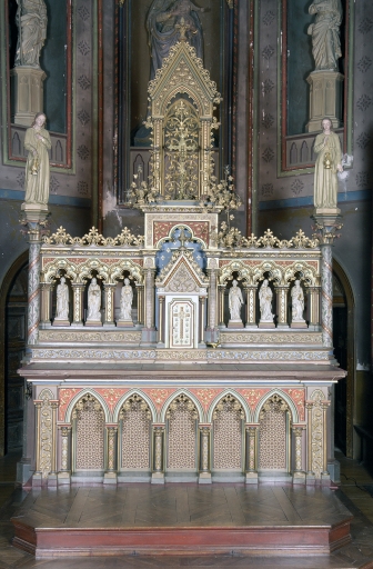 Ensemble 2 du maître-autel : autel, tabernacle, exposition, retable, gradin d'autel, degré d'autel