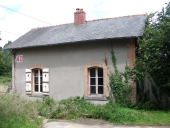 Maison de garde-barrière, près de la Ville Dolée (La Gouesnière)