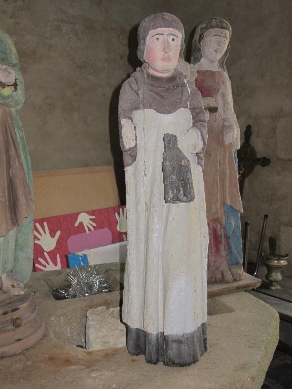 Statue (petite nature) : saint Yves