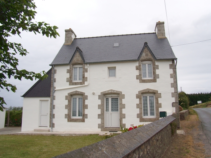 Maison, 2 rue de Tréguier, les Quatre-Vents (Plougrescant)