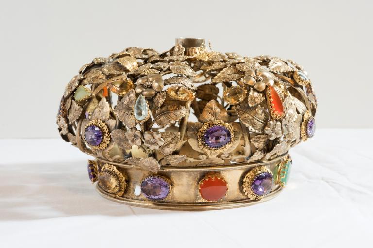 Couronne de statue, basilique Notre-Dame-du-Roncier (Josselin)