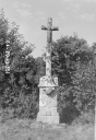 Croix de Chemin, sur la route de Kerbiriou (Saint-Hernin)