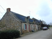 Alignement de quatre maisons, Troumé (Pipriac)