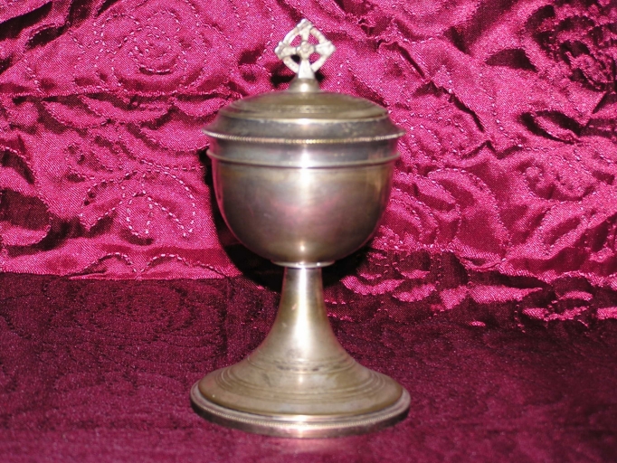 Ciboire des malades 2