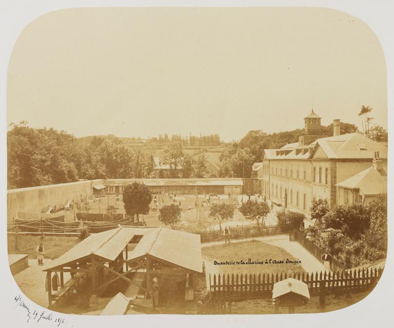 Buanderie de la Marine actuellement ateliers blanchisserie industrielle de l'Anse Saupin (Brest)