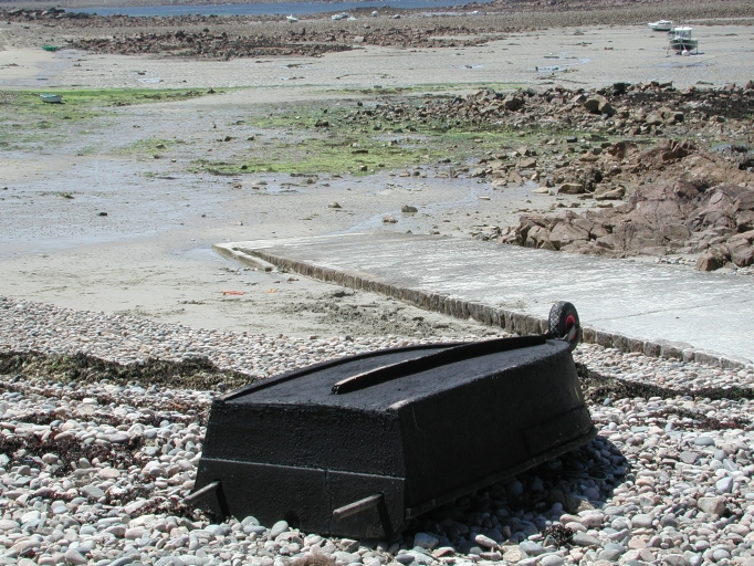 Bateau de servitudes