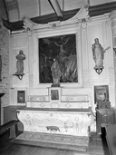 Autel, retable, tabernacle, tableaux (2), (autel tombeau, autel secondaire, retable à panneau plat) : retable de la Crucifixion