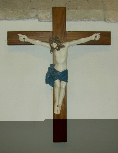 Statue de Christ en croix