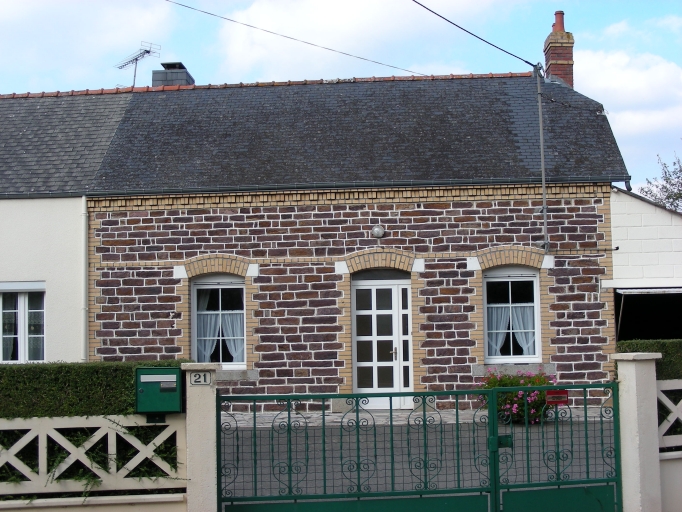 Maison, les Châtelliers (Saint-Erblon)