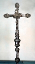 Croix de procession avec sa hampe