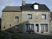 Ancienne maison de notable, puis ferme, la Touche Rouaux (Lanhélin fusionnée en Mesnil-Roc'h en 2019)