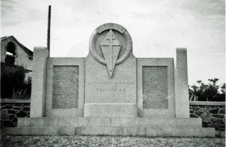 Ensemble fortifié codé "Po48", Créac’h Maout (Pleubian)