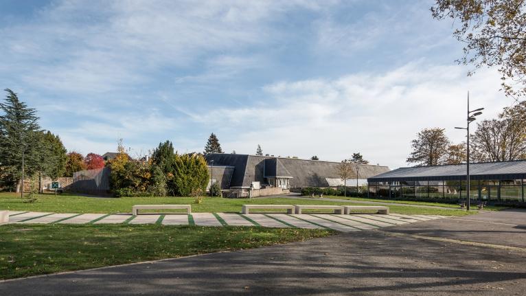 Gymnase B du complexe sportif des Promenades, boulevard Louis Giroux (Vitré)