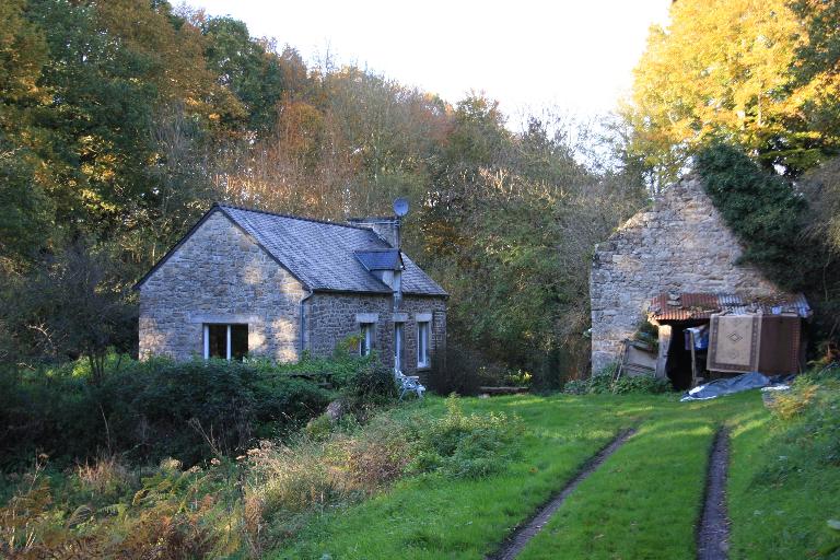 Moulin à farine des Noëls, actuellement maison, les Noëls (Vildé-Guingalan)