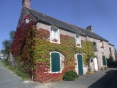 Ensemble de deux maisons, rue de l'Hôpital (Saint-Suliac)