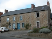 Maison, 4-6 rue du Canal (Dingé)