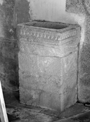 Bénitier (d'applique) (2), chapelle Notre-Dame-de-Carmes (Neulliac)