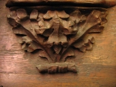 Eglise paroissiale Saint-Symphorien : stalle 04