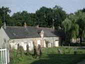 Alignement de maisons, la Louzais (Langon)
