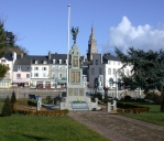 Les églises, chapelles, monuments aux morts et croix de chemin sur la commune de Binic (fusionnée en Binic-Etables-sur-Mer en 2016)