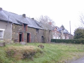 Les alignements de maisons, fermes et logis sur la commune de Pipriac