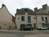 Immeuble, 1 rue du Général De Gaulle (Châteaugiron)