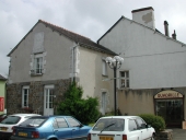 Maison, 37 place André Ferré (Tinténiac)