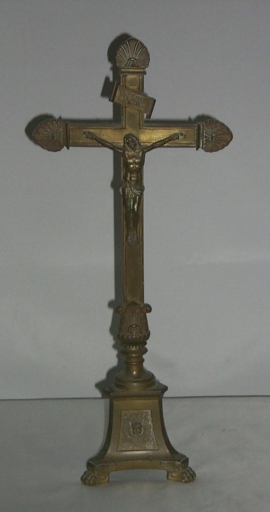Croix d'autel 3